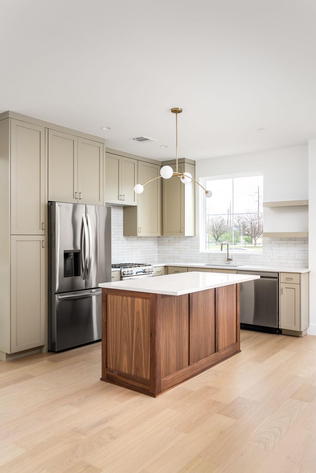 408  Linden None  #B, photo 9