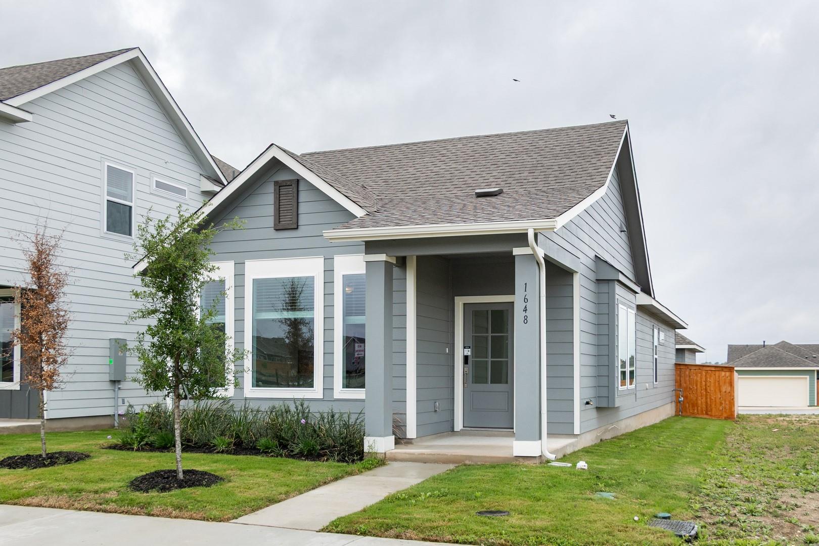 1648  Esplanade Pkwy, photo 2