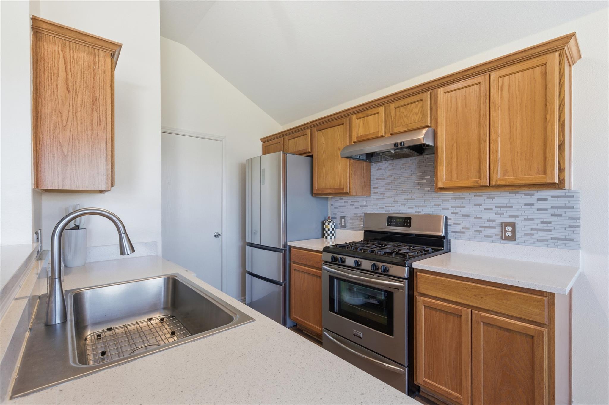 309  Dana Dr, photo 11