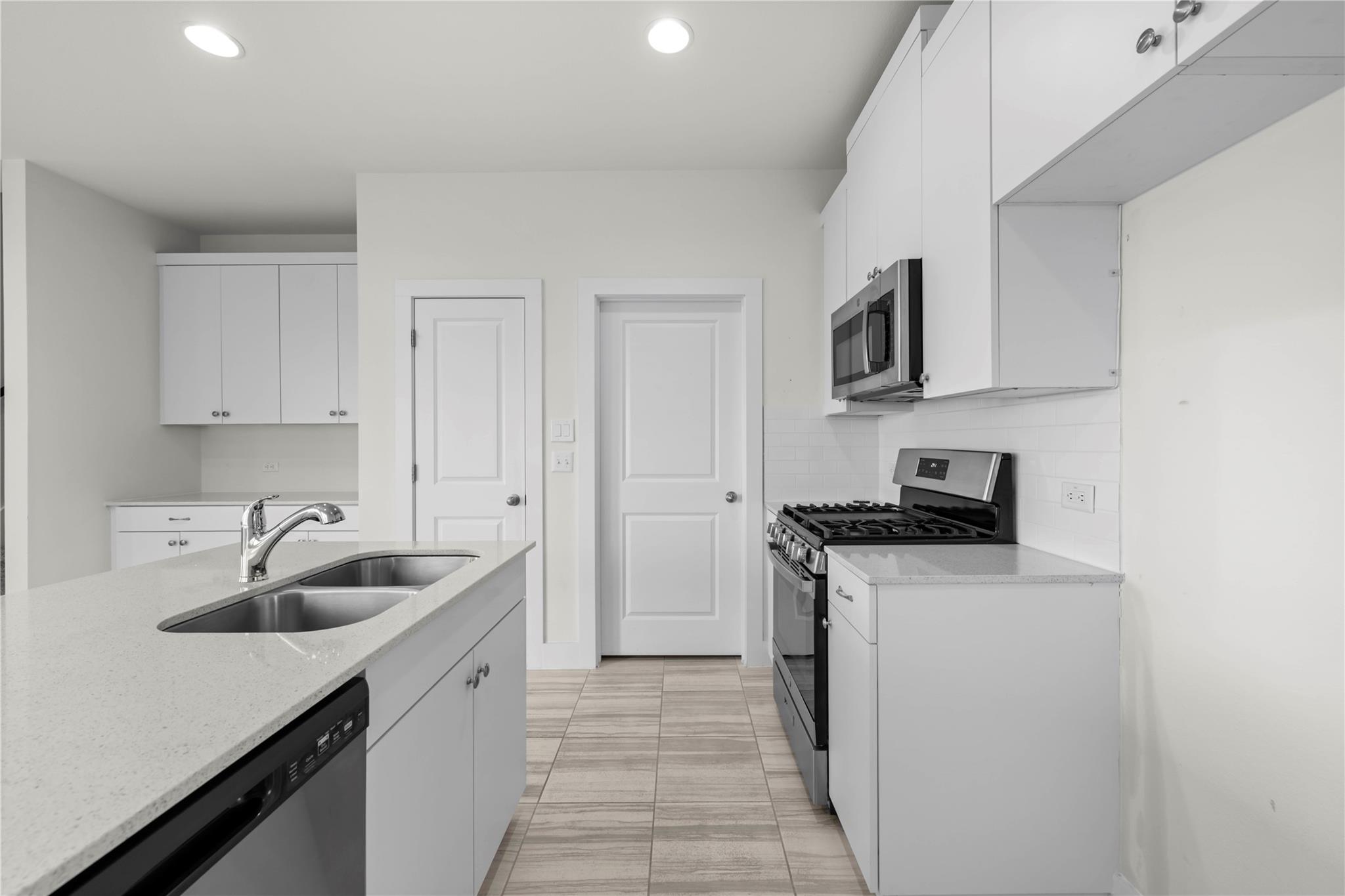 425  White Steppe Way  #56, photo 5