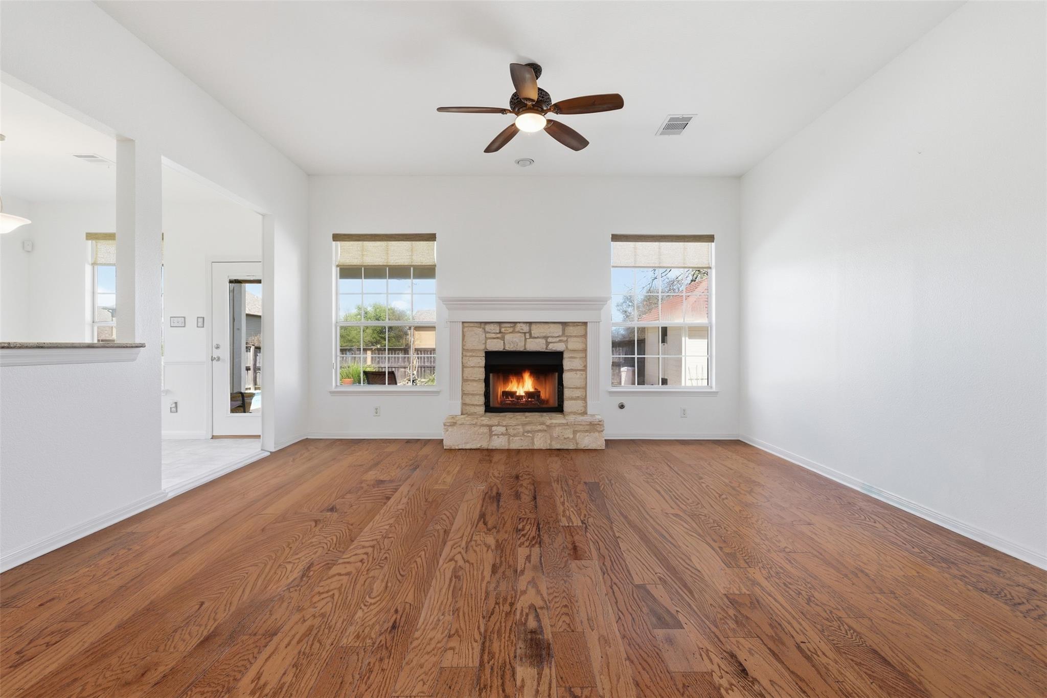207  Silver Oak Dr, photo 10