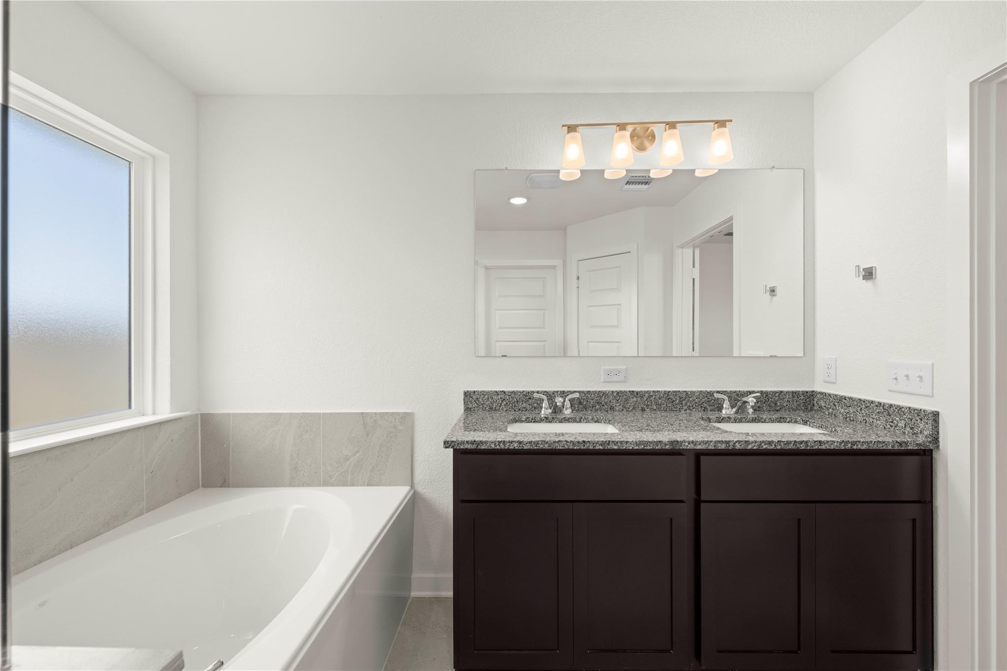 228  Gus Loop, photo 11