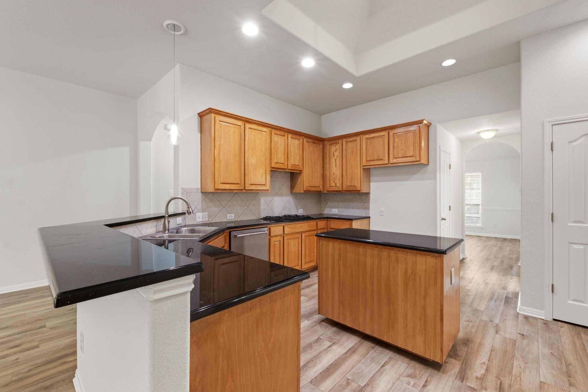 2513  Wanakah Ridge Dr, photo 9