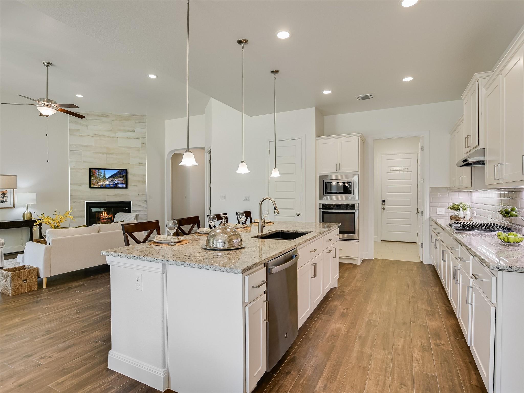119  Loysoya St, photo 8