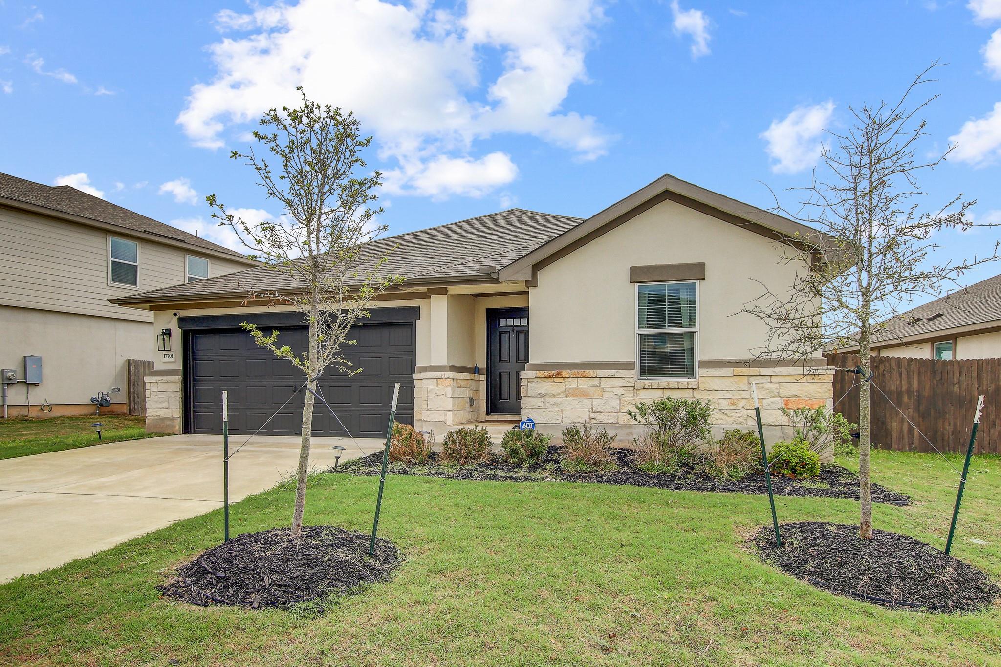17701  Owl Tree Rd, photo 3