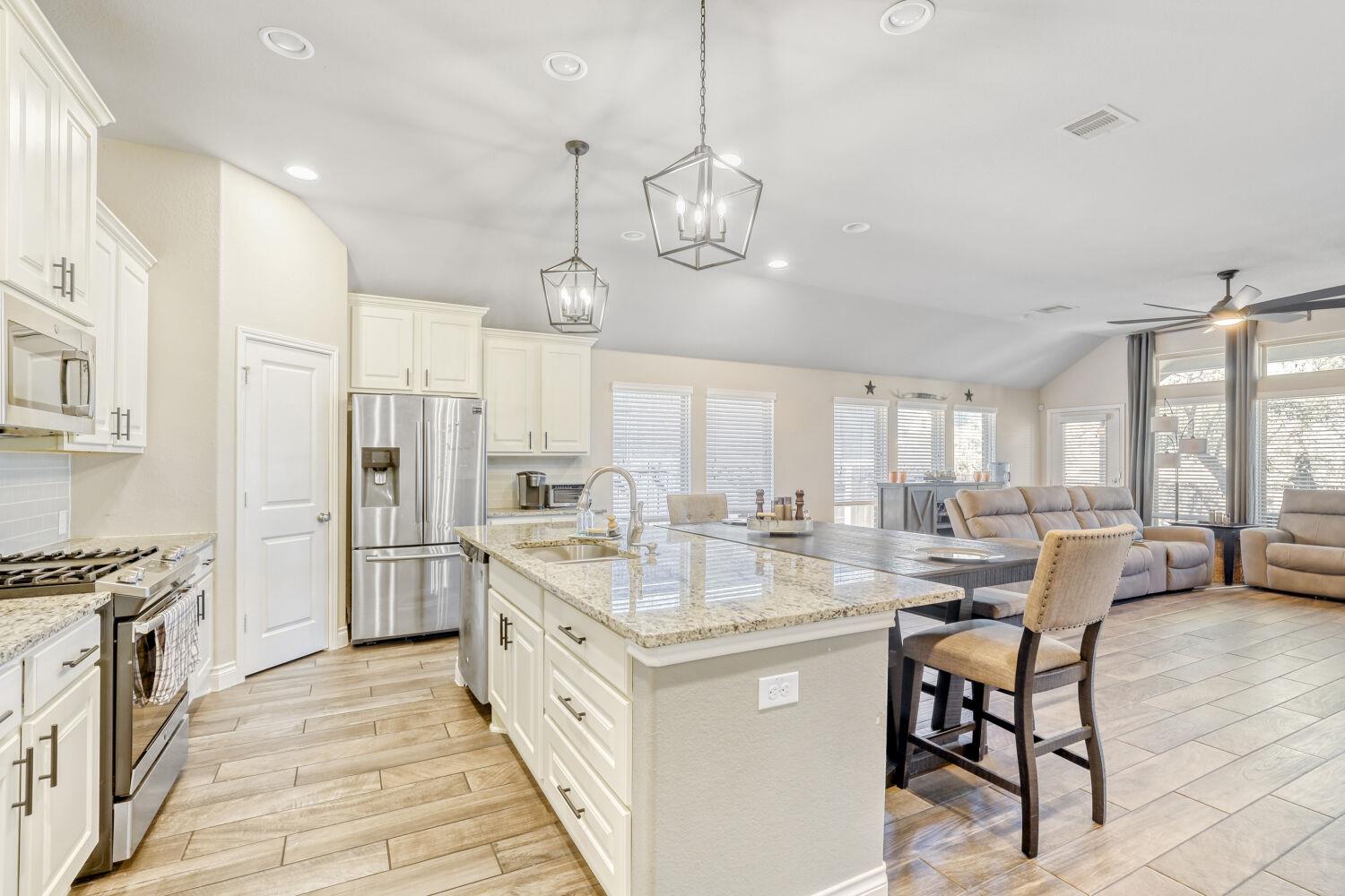 2416  BURBERRY Ln, photo 8