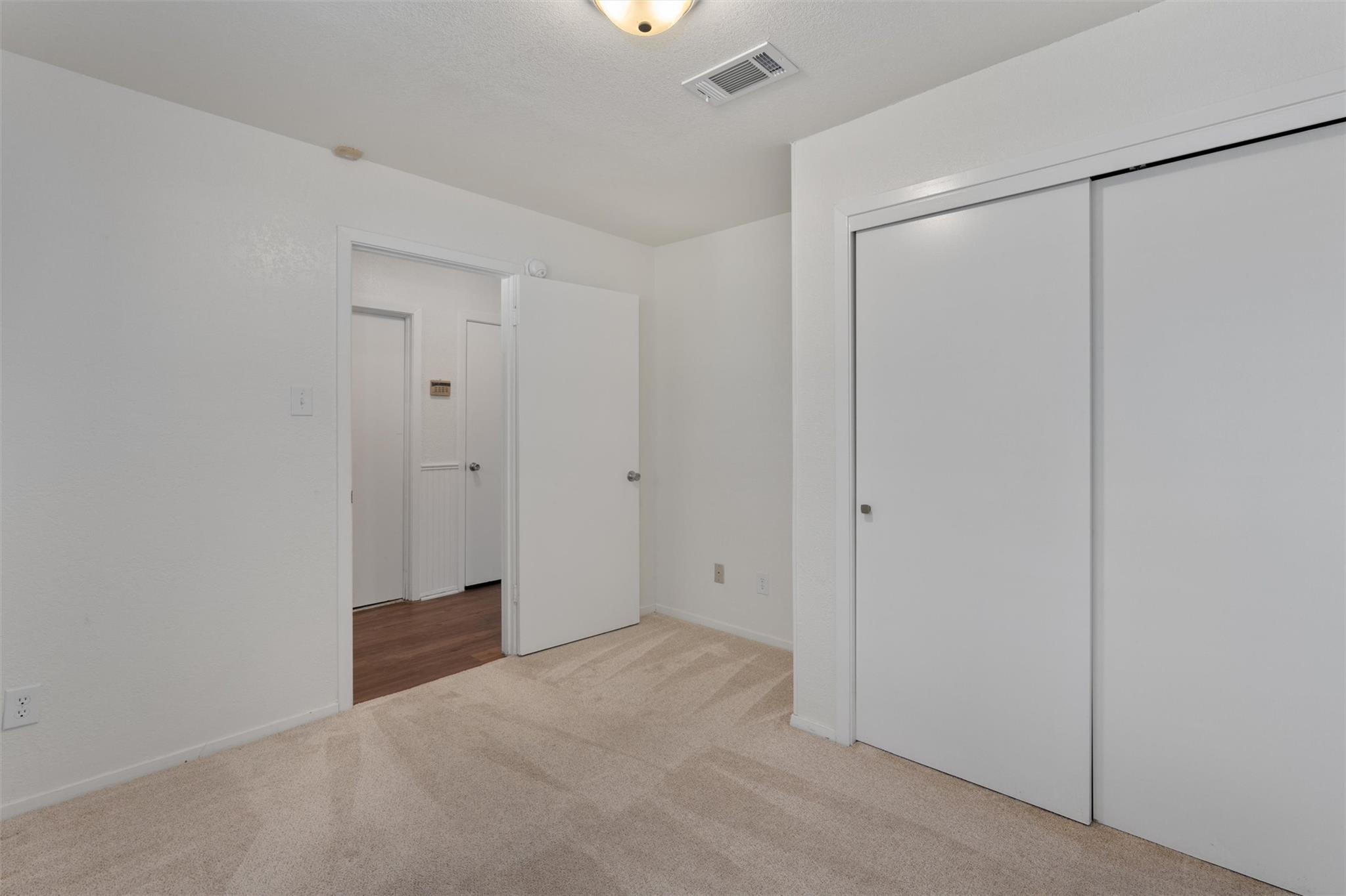 212  Rockcrest Dr, photo 11