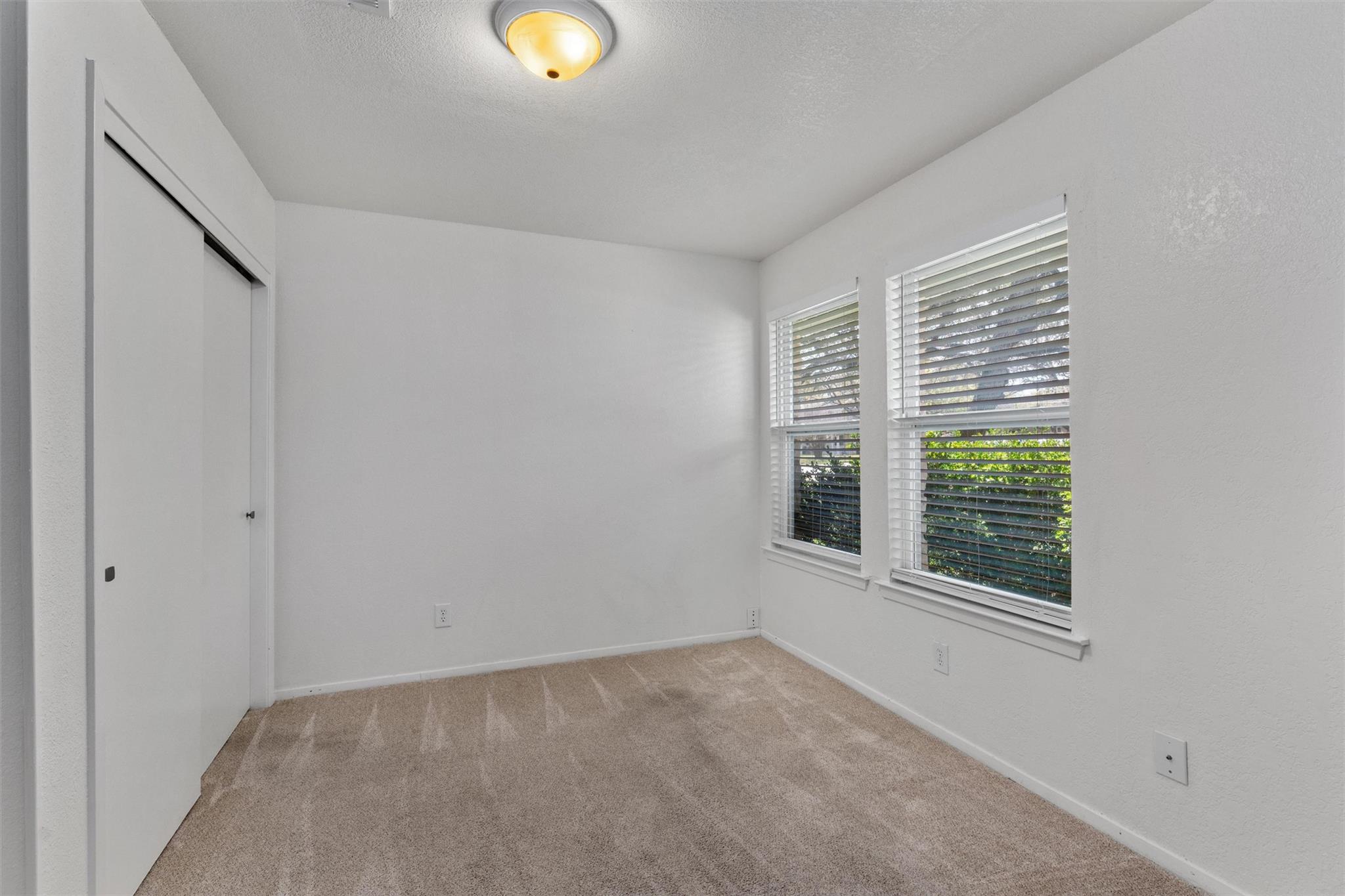 212  Rockcrest Dr, photo 10