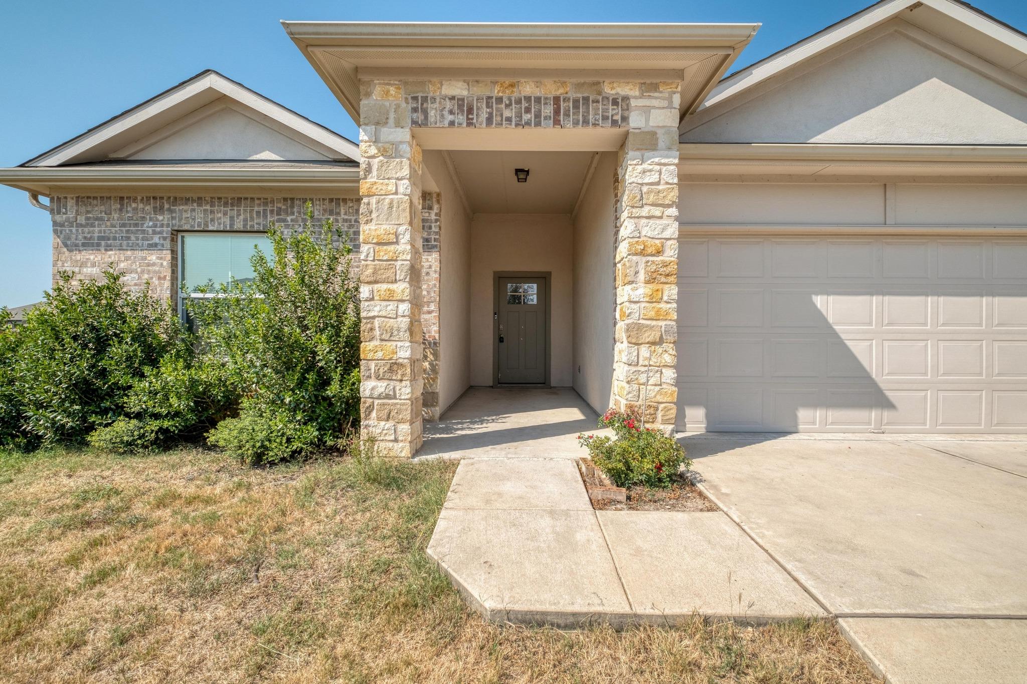 108  Kleberg Ct, photo 2