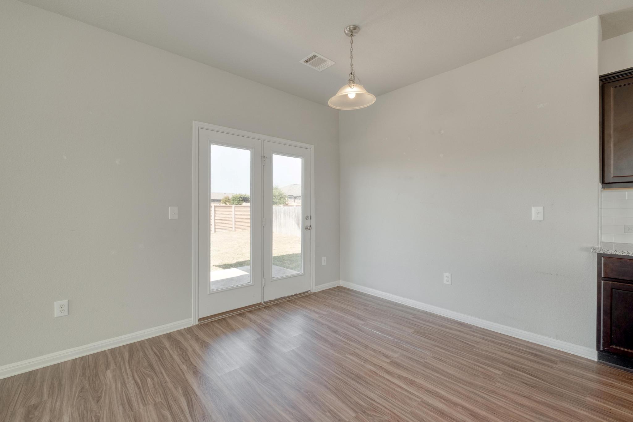 108  Kleberg Ct, photo 9