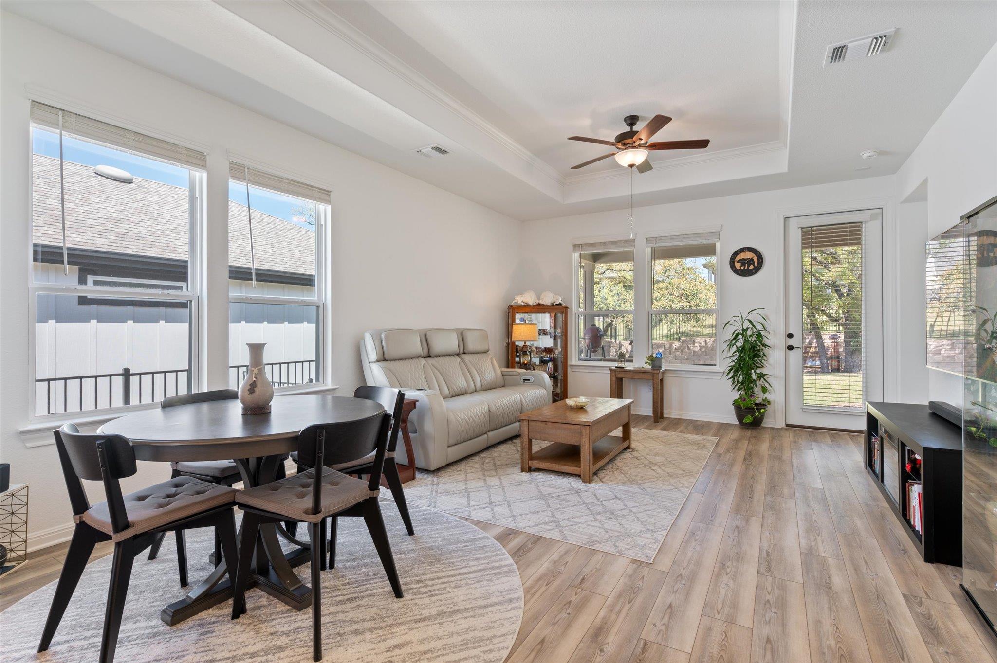 112  Clay Hill St, photo 11