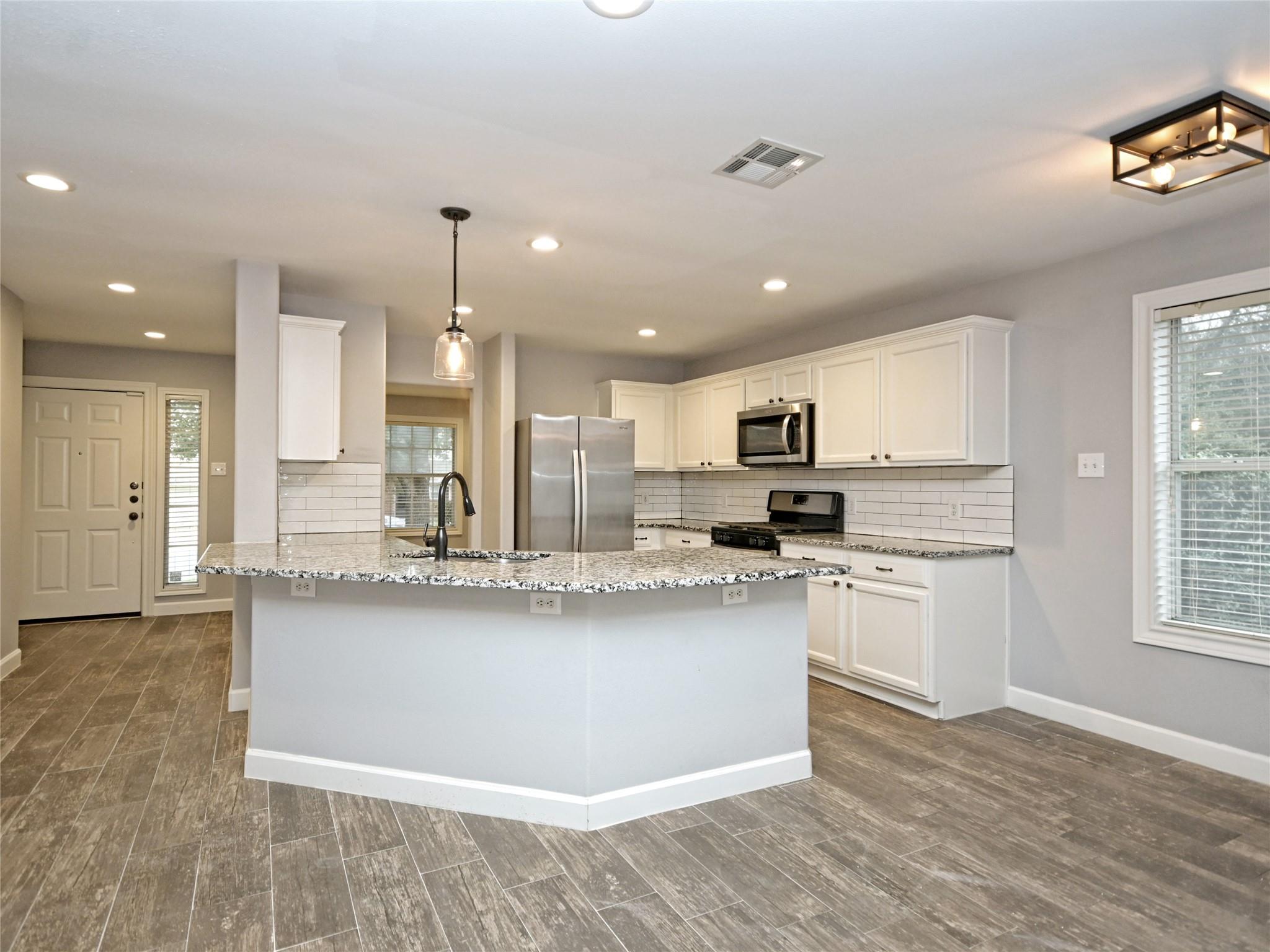 209  Pheasant Rdg, photo 5