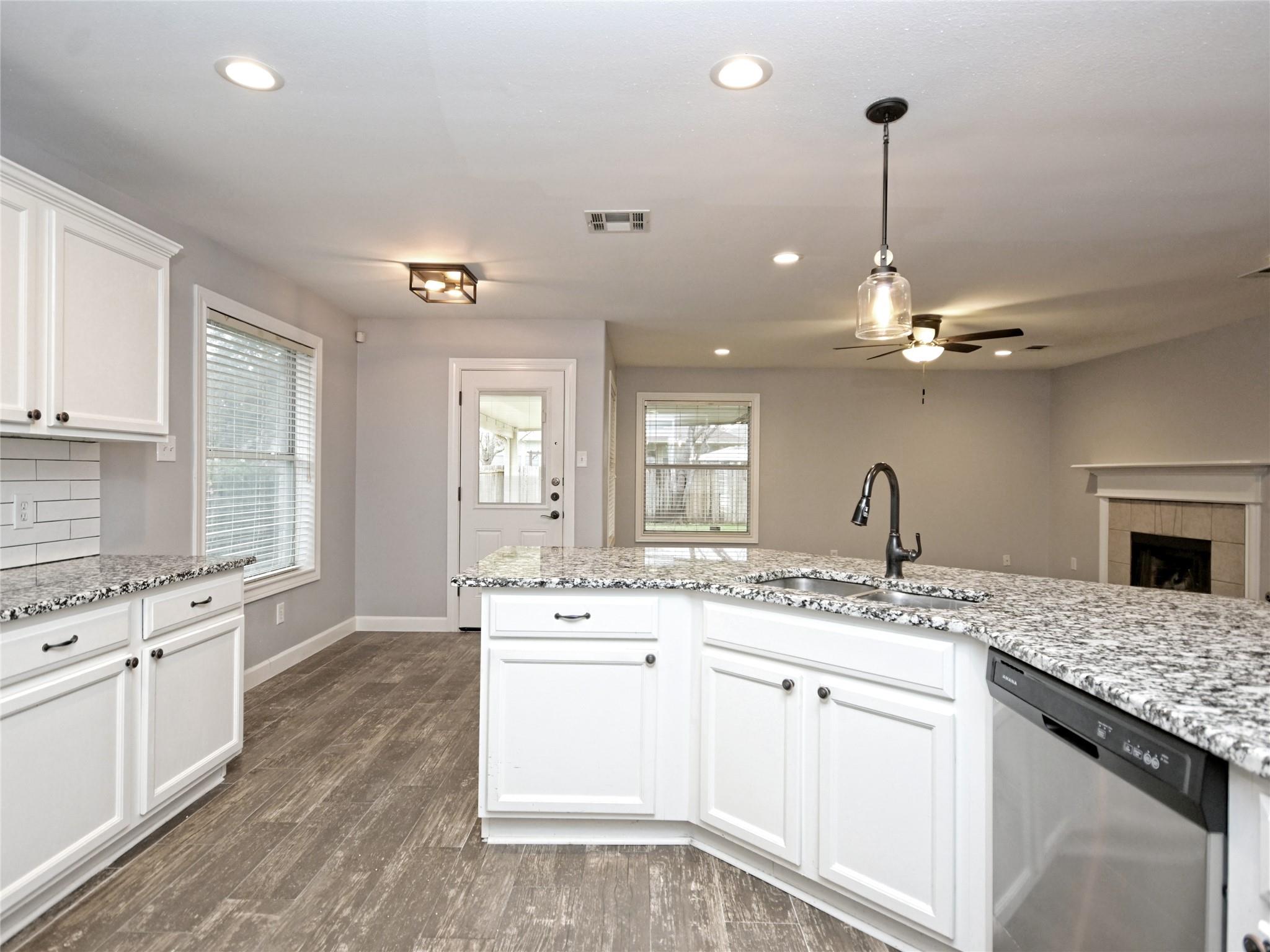 209  Pheasant Rdg, photo 6