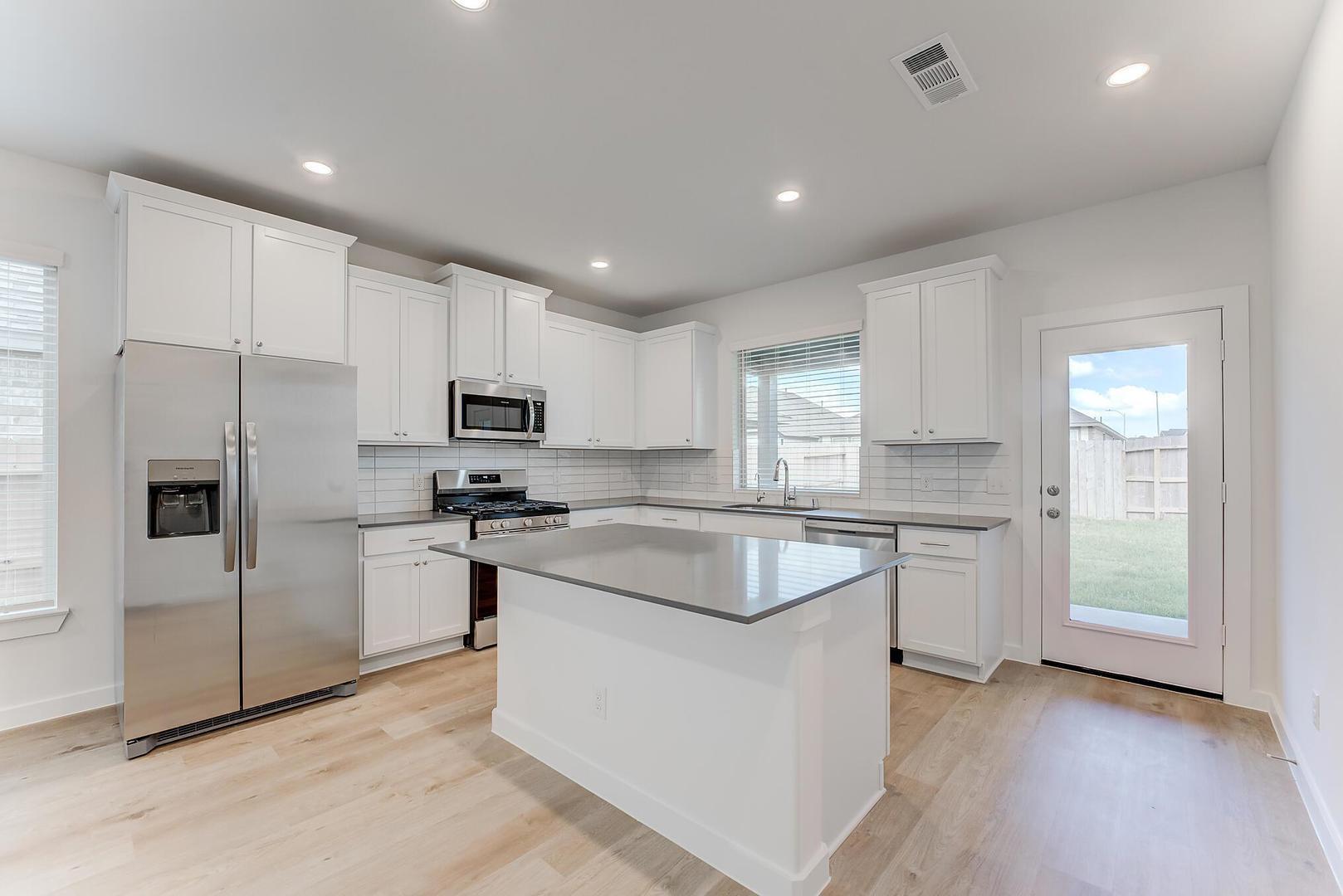 212  Rock Daisy Trl, photo 12