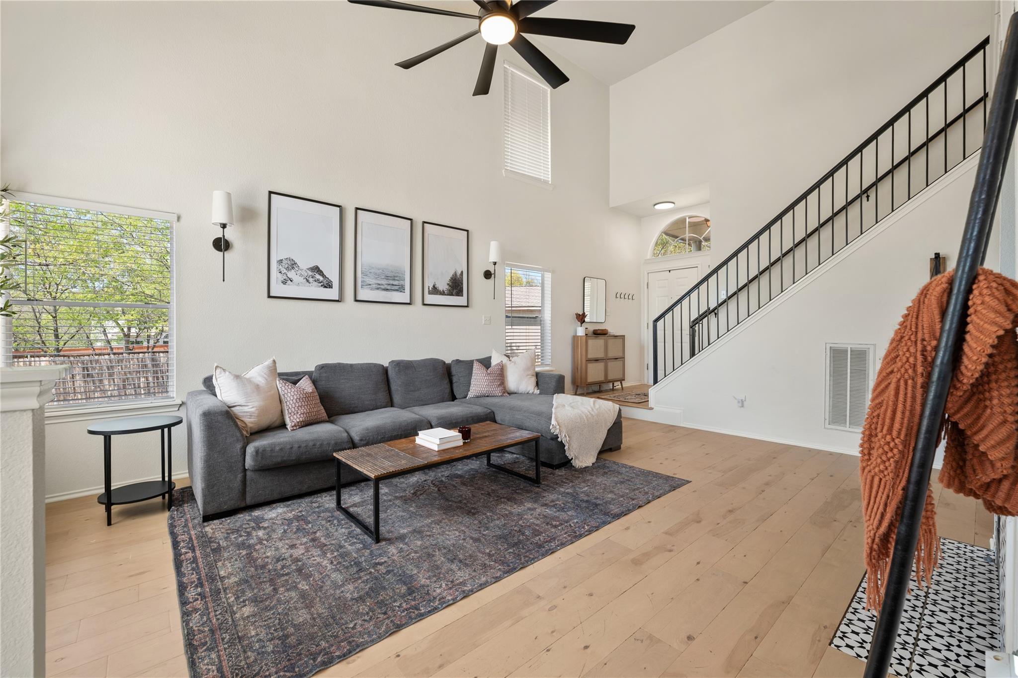 9257  Vigen Cir, photo 11