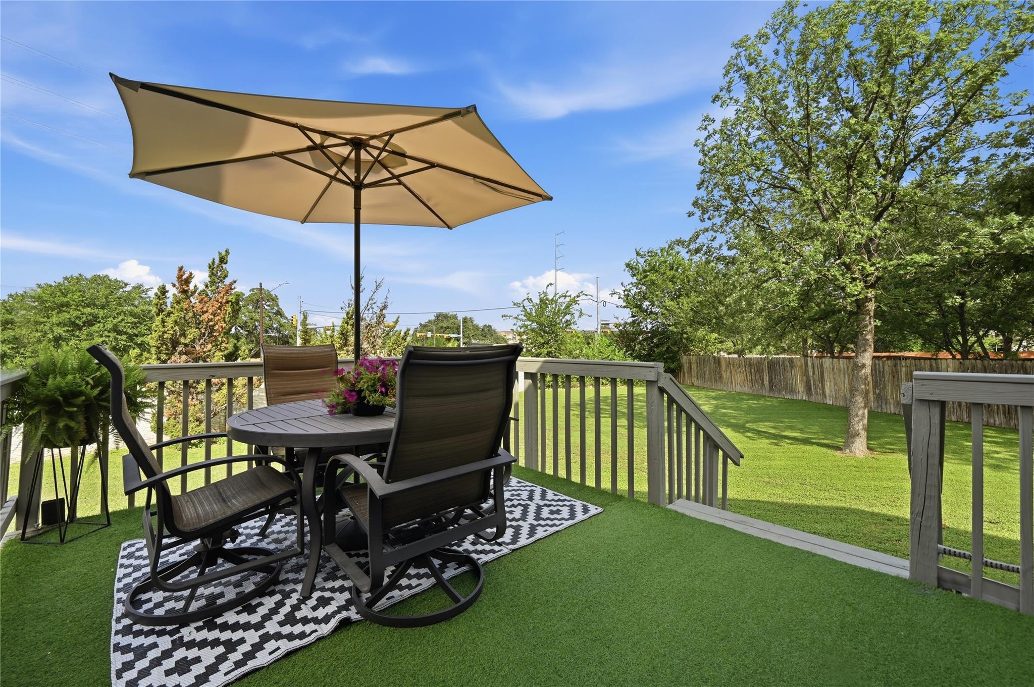 9257  Vigen Cir, photo 3