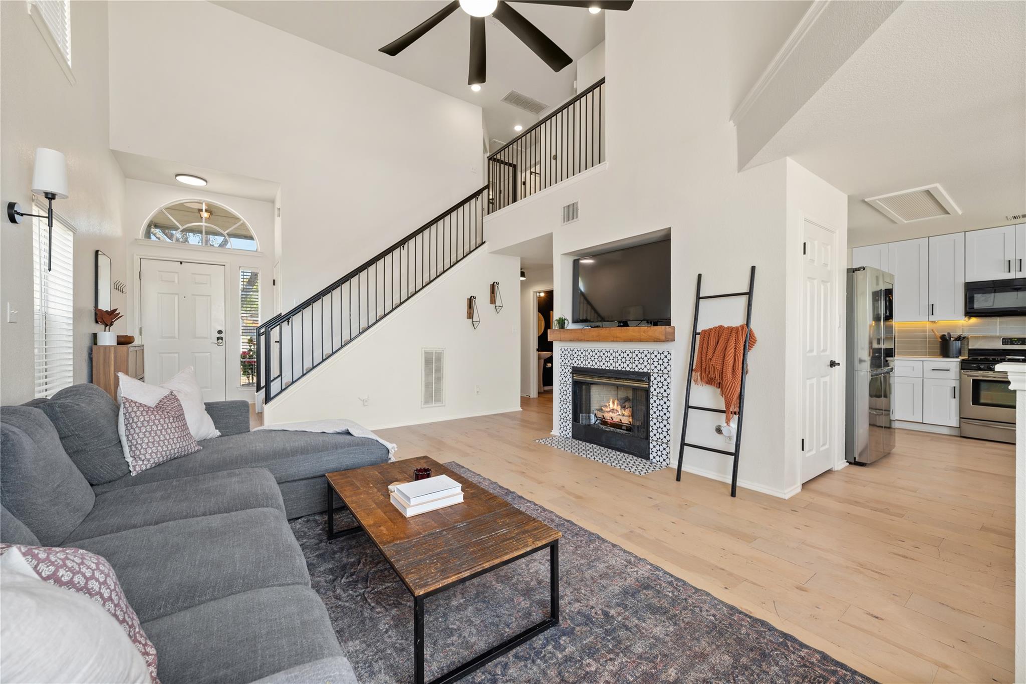 9257  Vigen Cir, photo 6