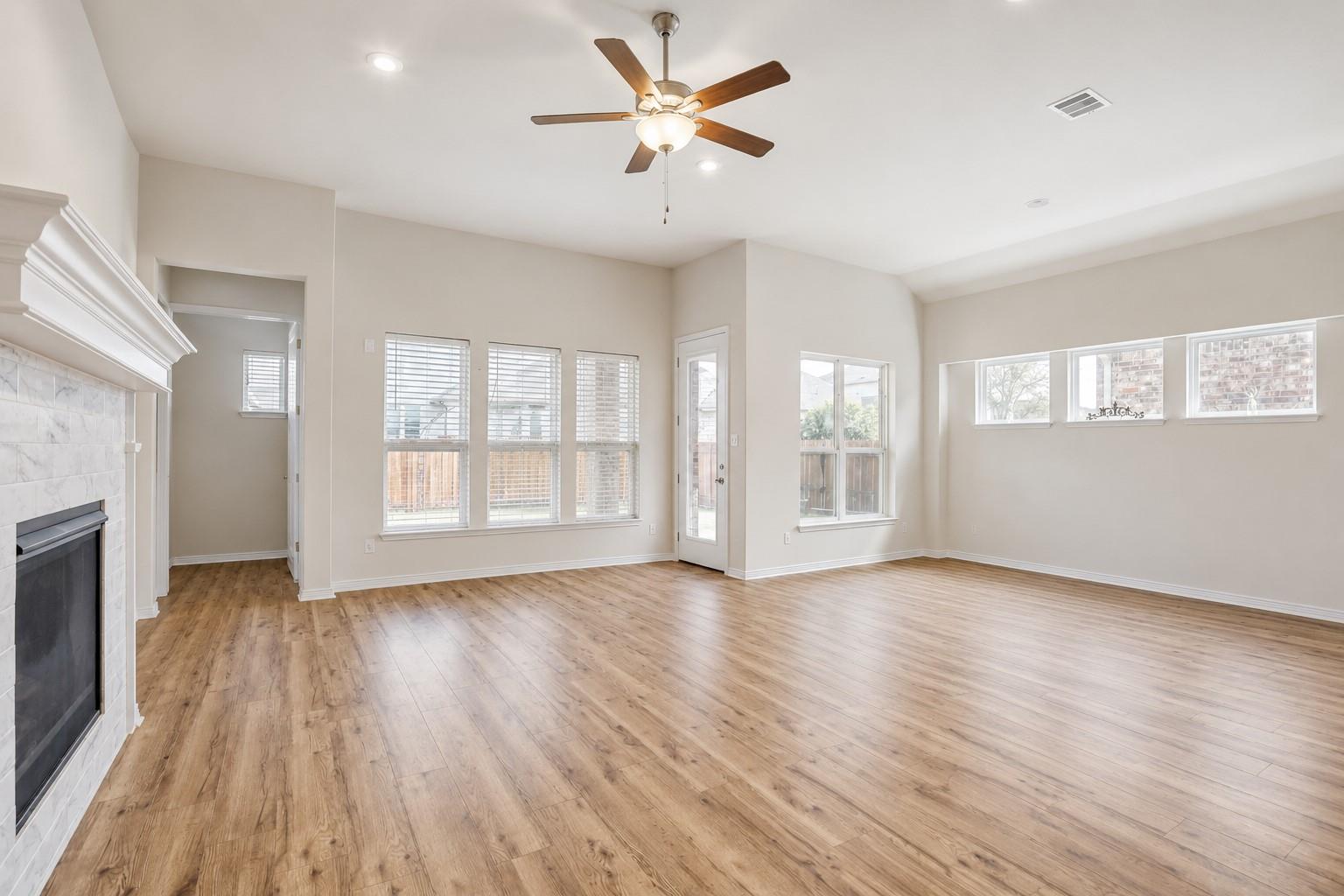 22614  Maidengrass Lane Ln, photo 2