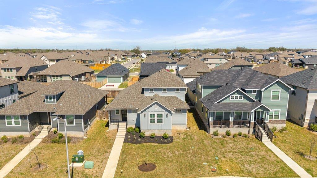 368  Banff Dr, photo 2