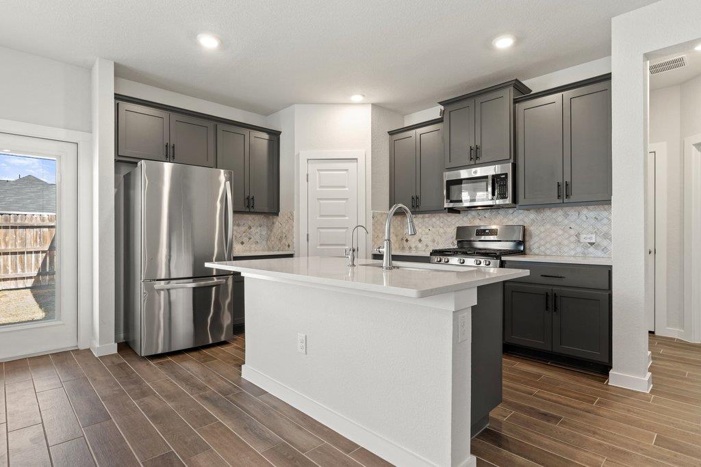 368  Banff Dr, photo 11