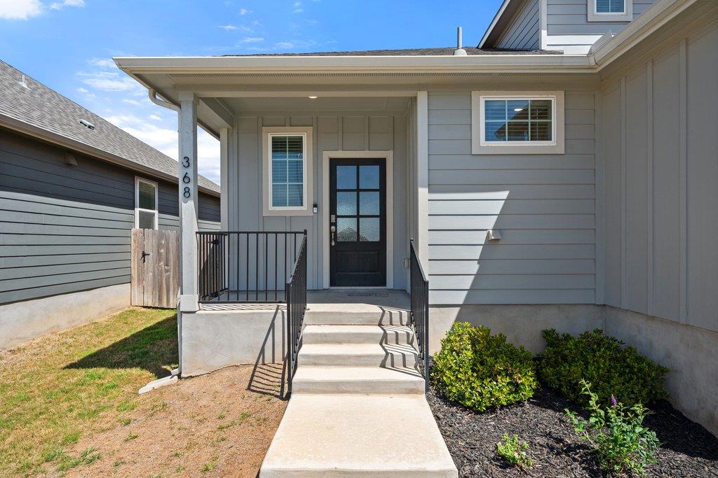 368  Banff Dr, photo 4
