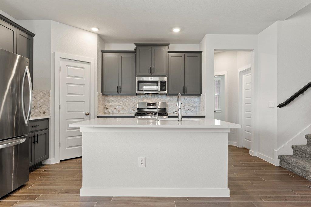 368  Banff Dr, photo 10