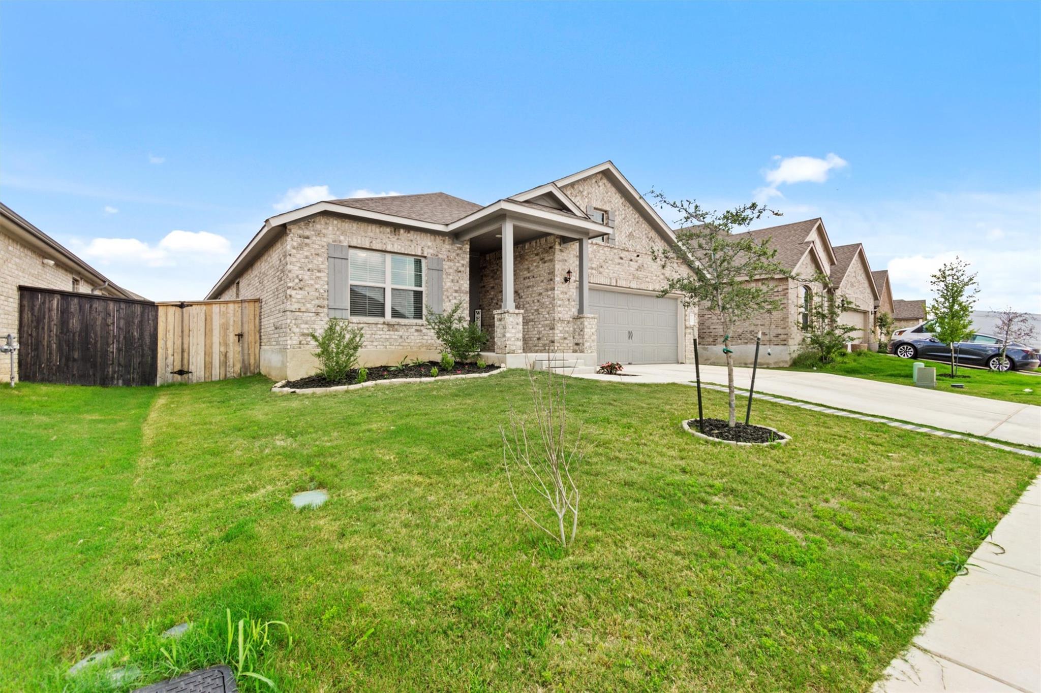128  Smokebush Trl, photo 3
