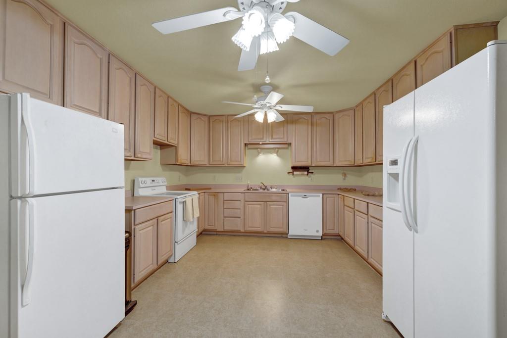 800 N Bishop St, photo 8