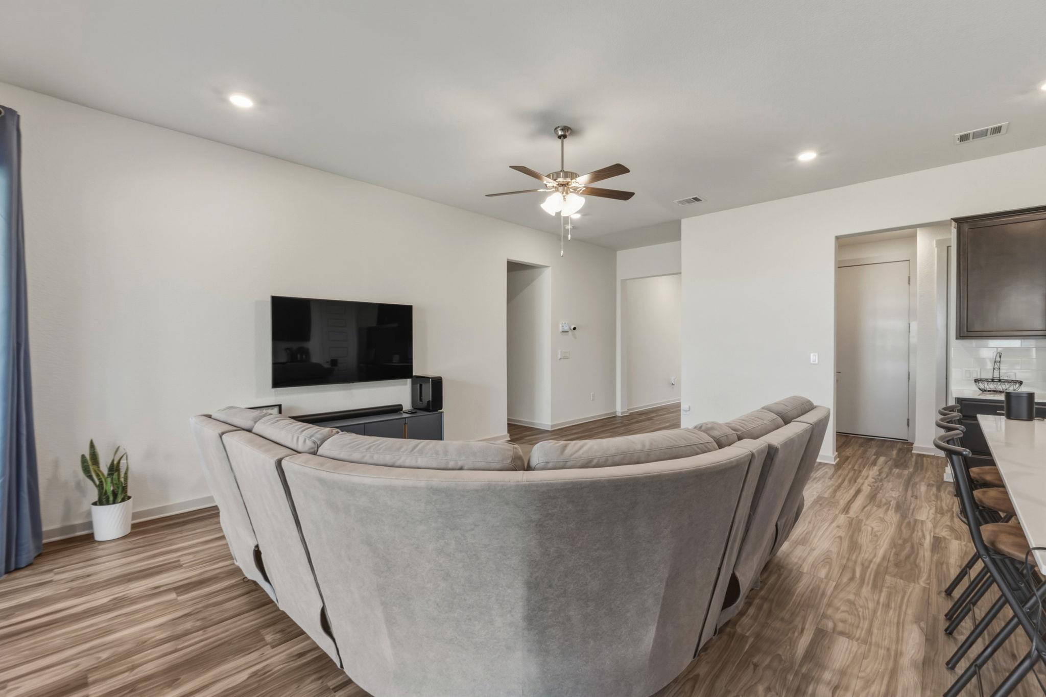 1640  Flying Horseshoe Bnd, photo 6