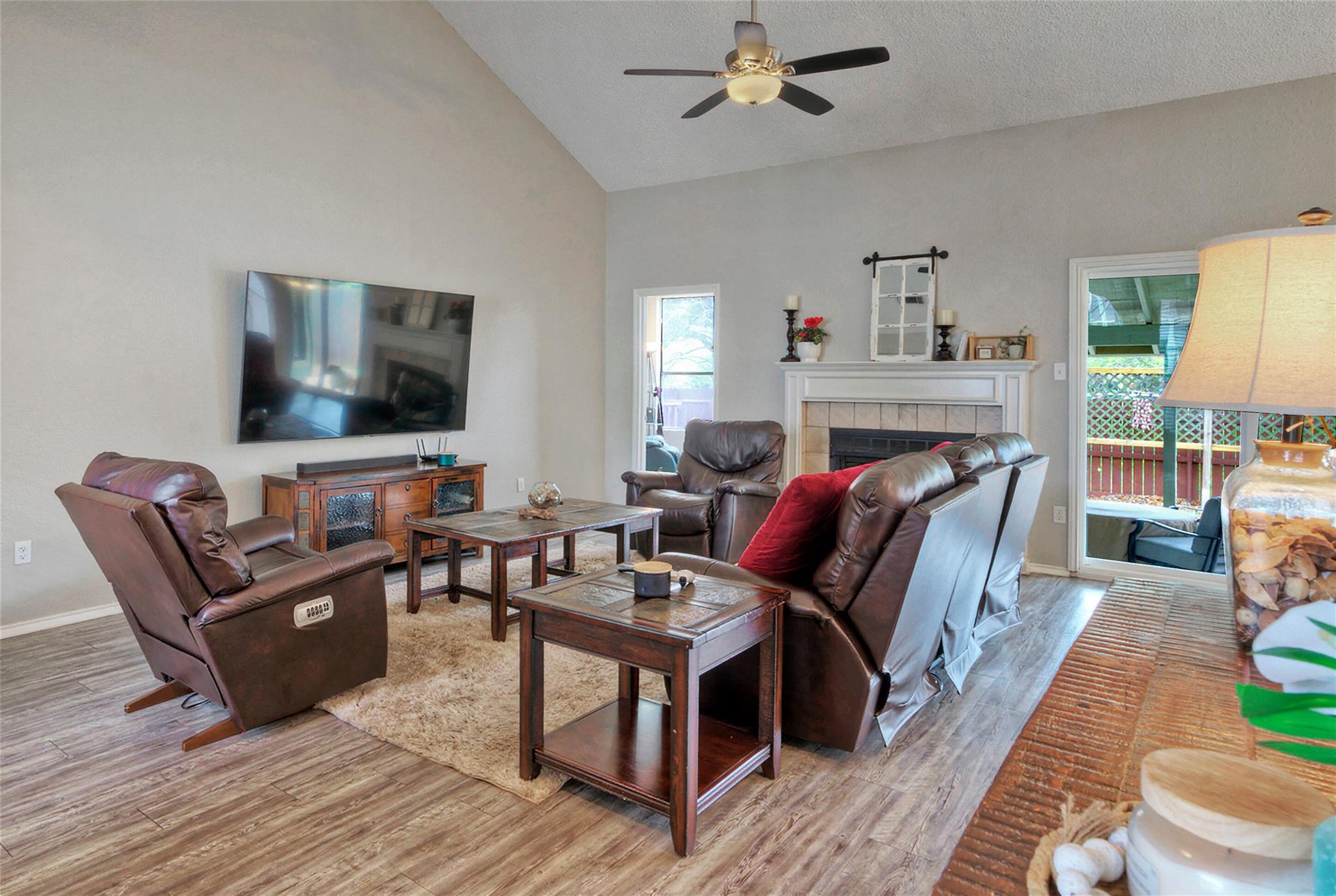8105  Elkhorn Mountain Trl, photo 4