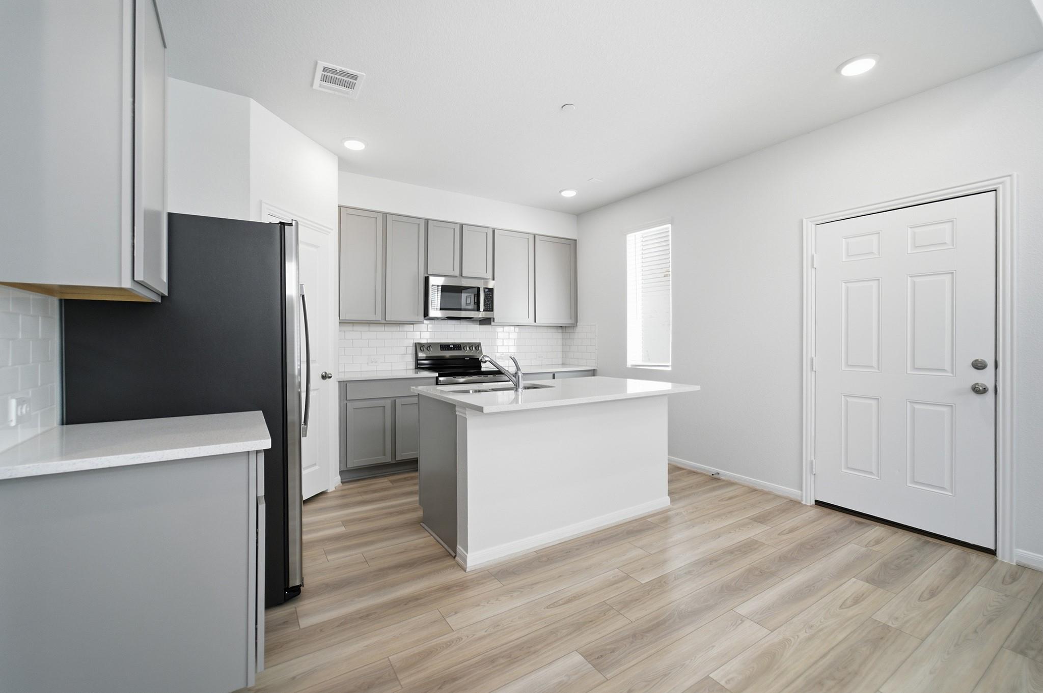 500 Municipal Dr #401 photo 12