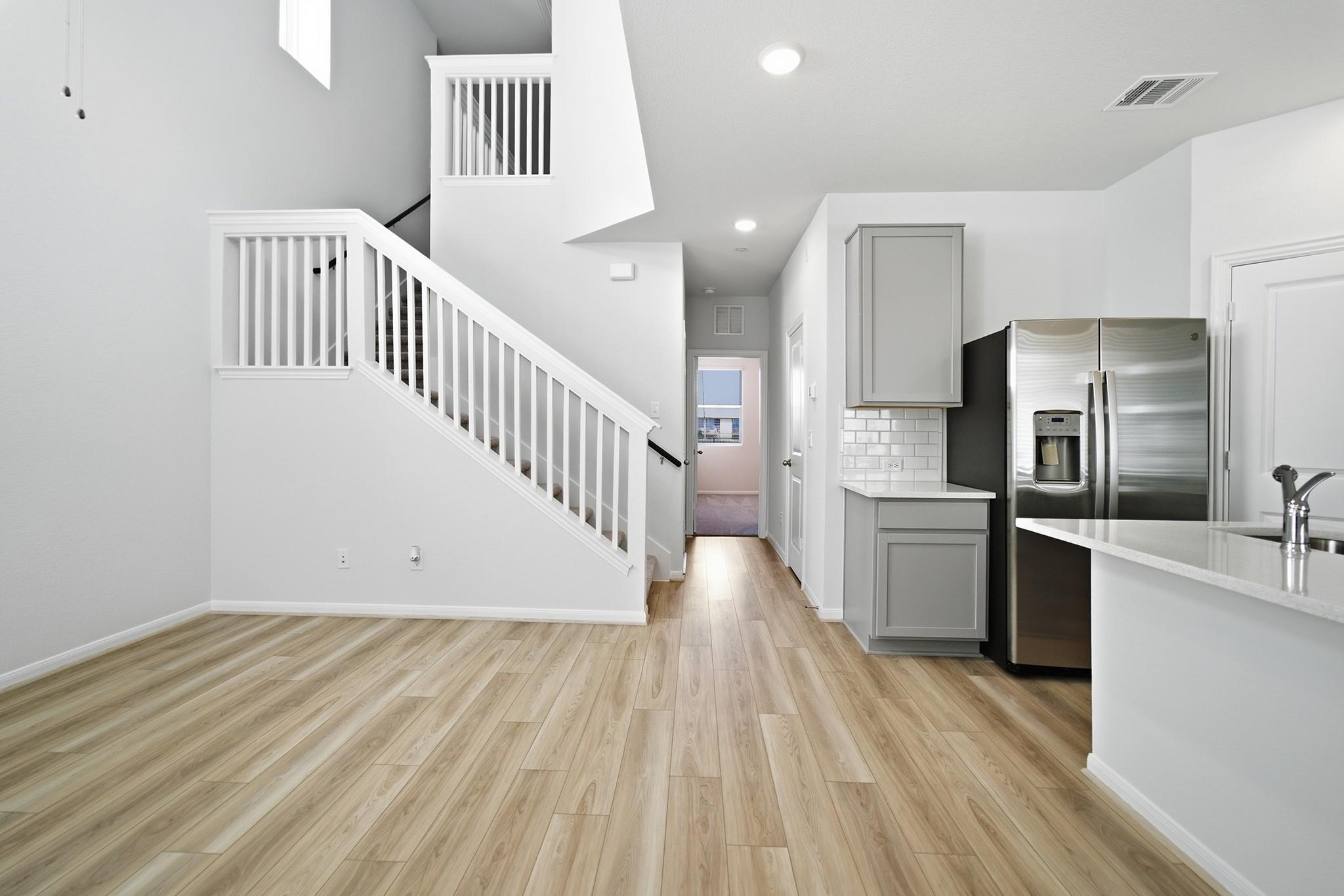 500 Municipal Dr #401 photo 10