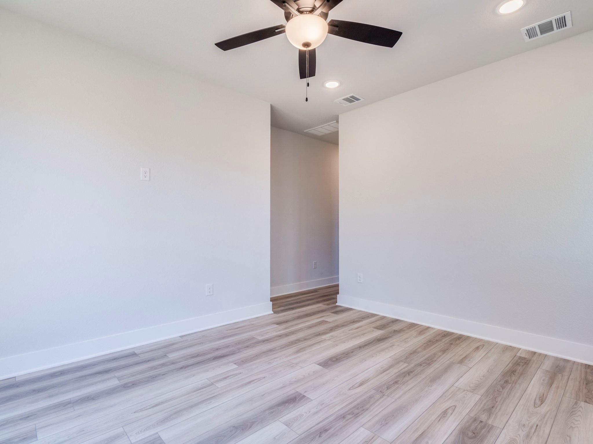 206 E Wonsley Dr  #1, photo 11