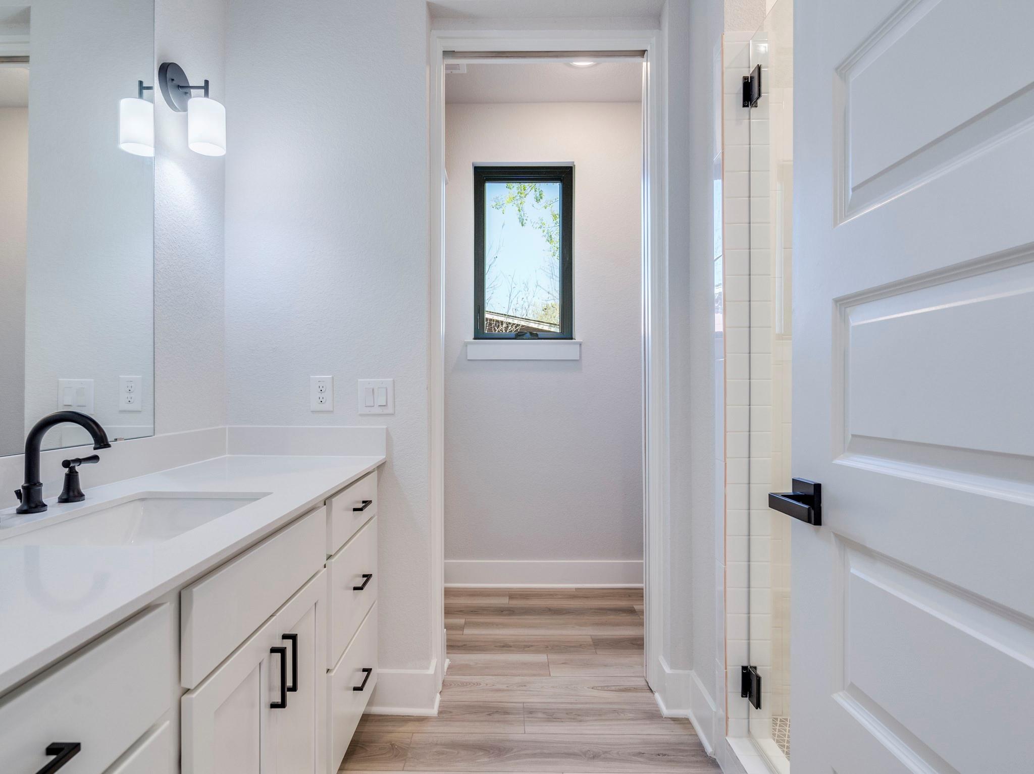 206 E Wonsley Dr  #1, photo 12