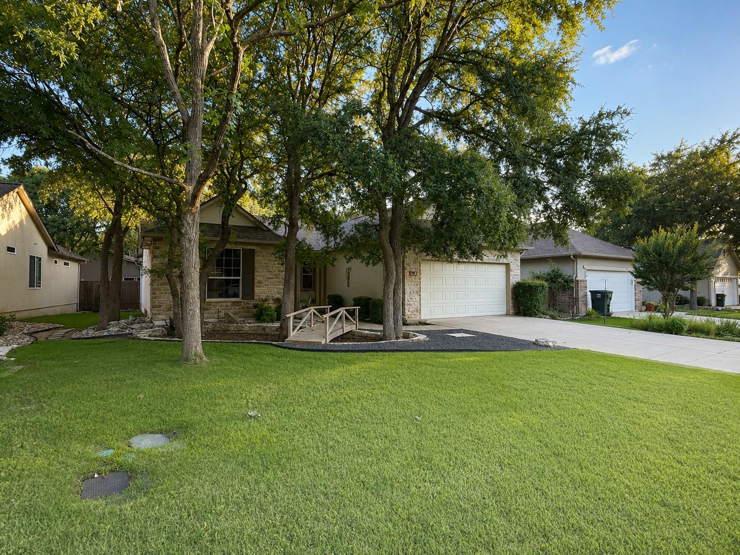 103  Harness Ln, photo 2