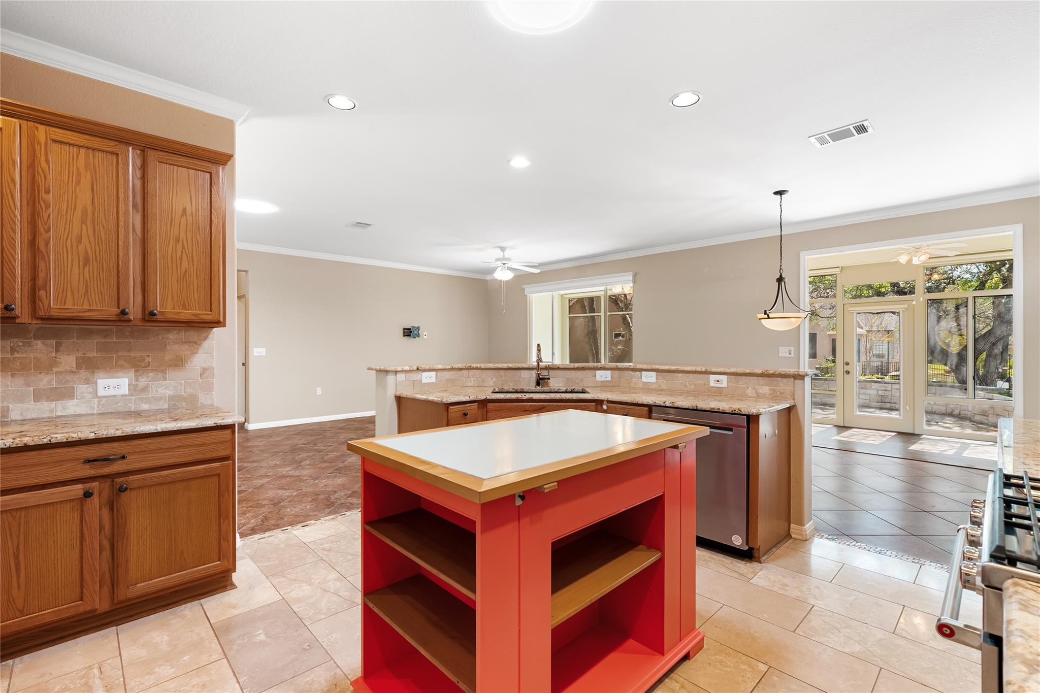 103  Harness Ln, photo 12