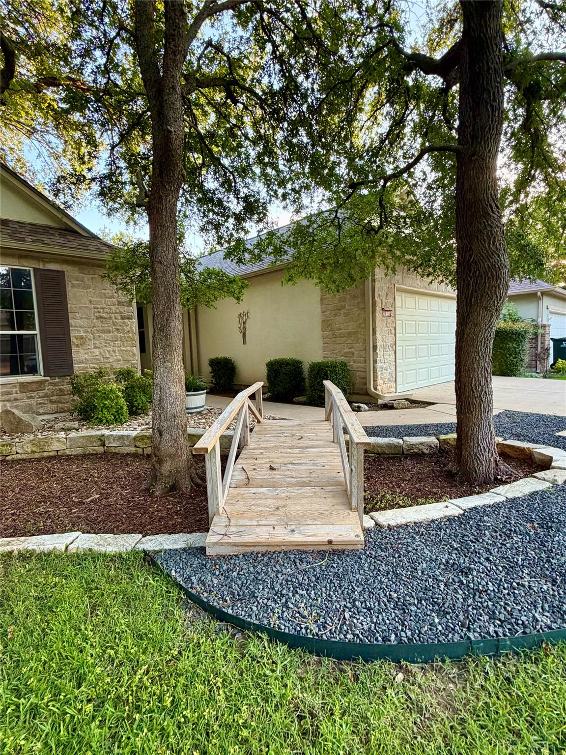 103  Harness Ln, photo 3