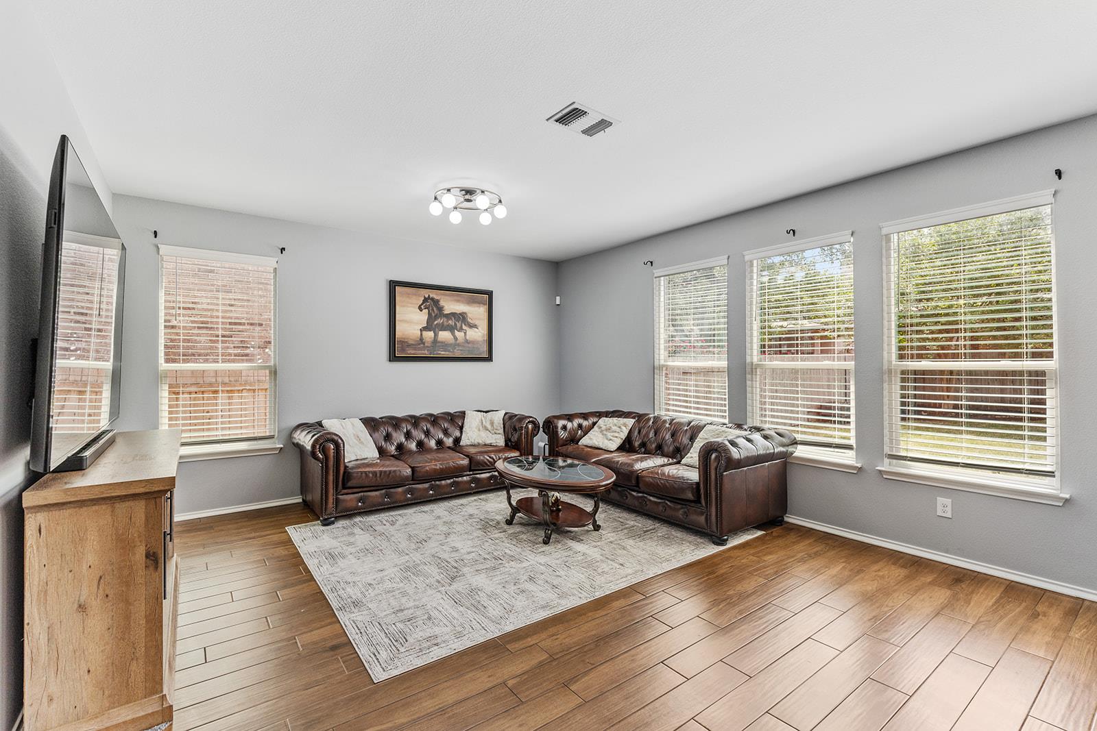 1425  Bovina Dr, photo 4