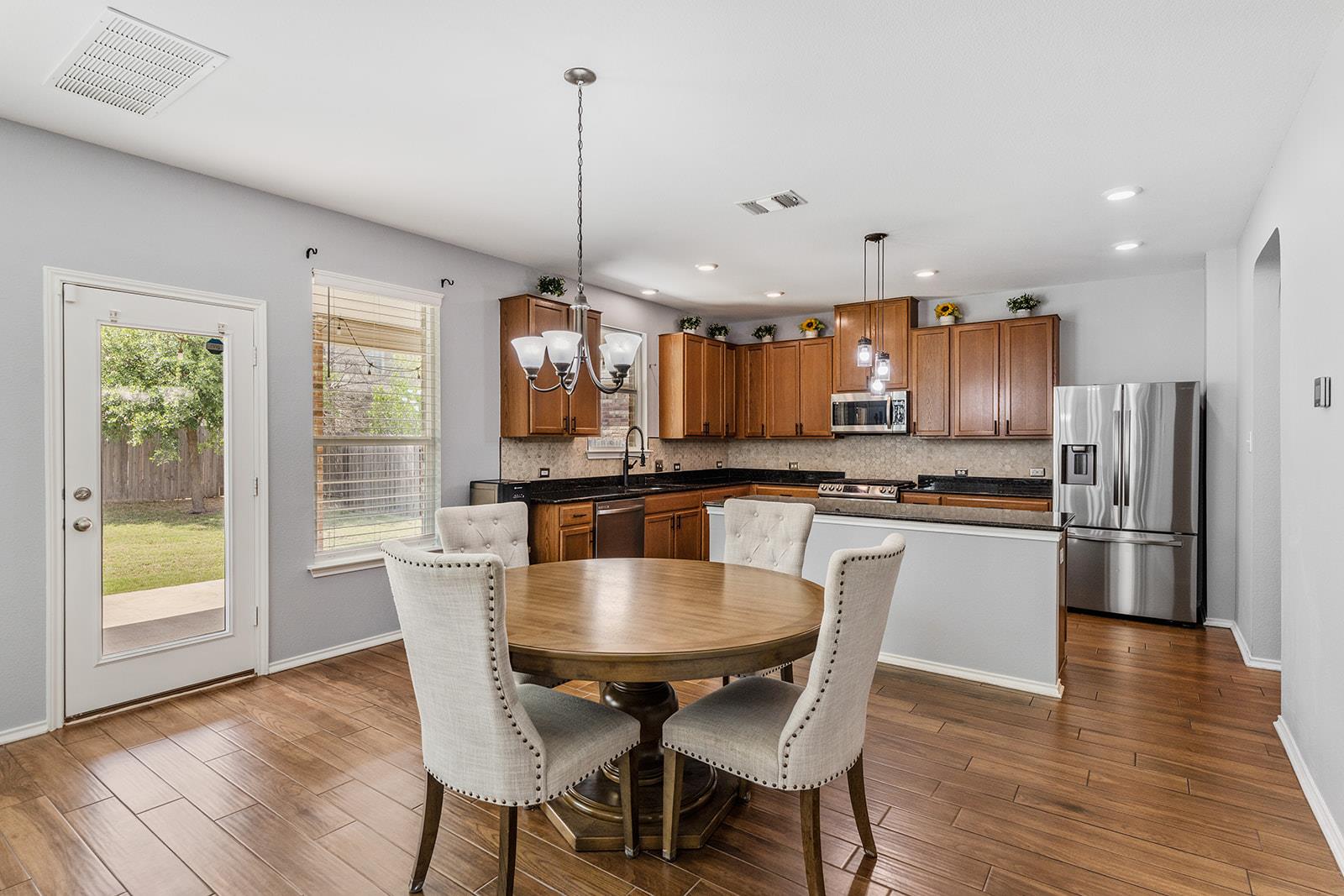 1425  Bovina Dr, photo 8