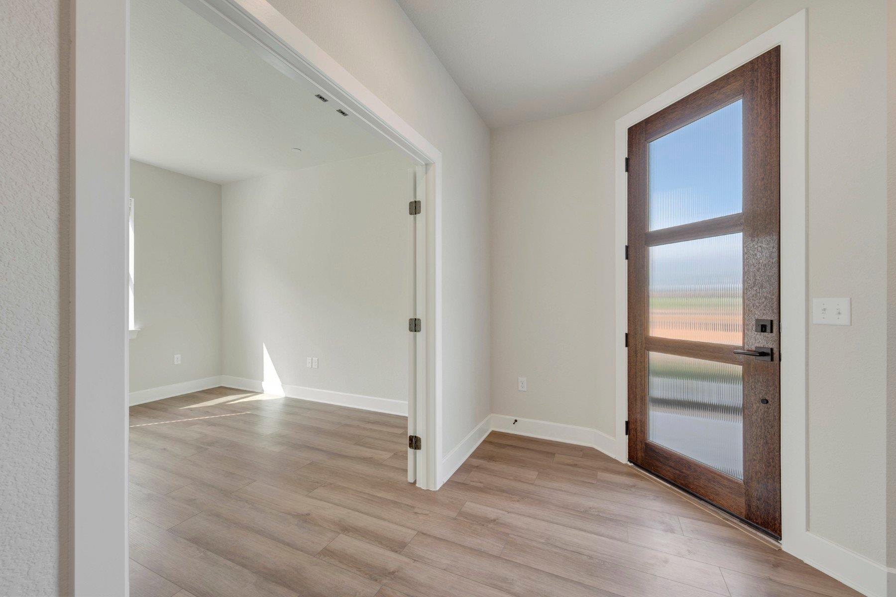 1017  Brickell Loop, photo 3