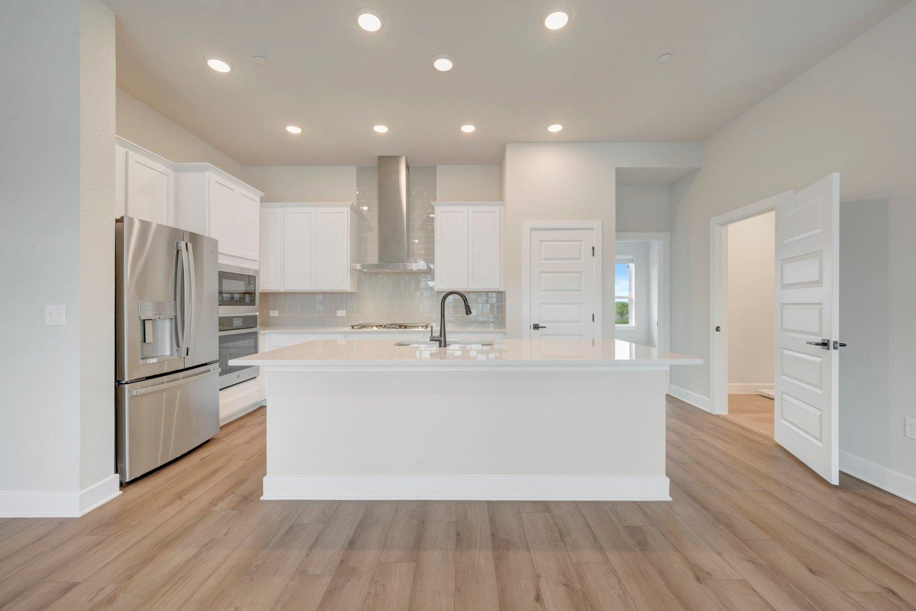 1017  Brickell Loop, photo 8