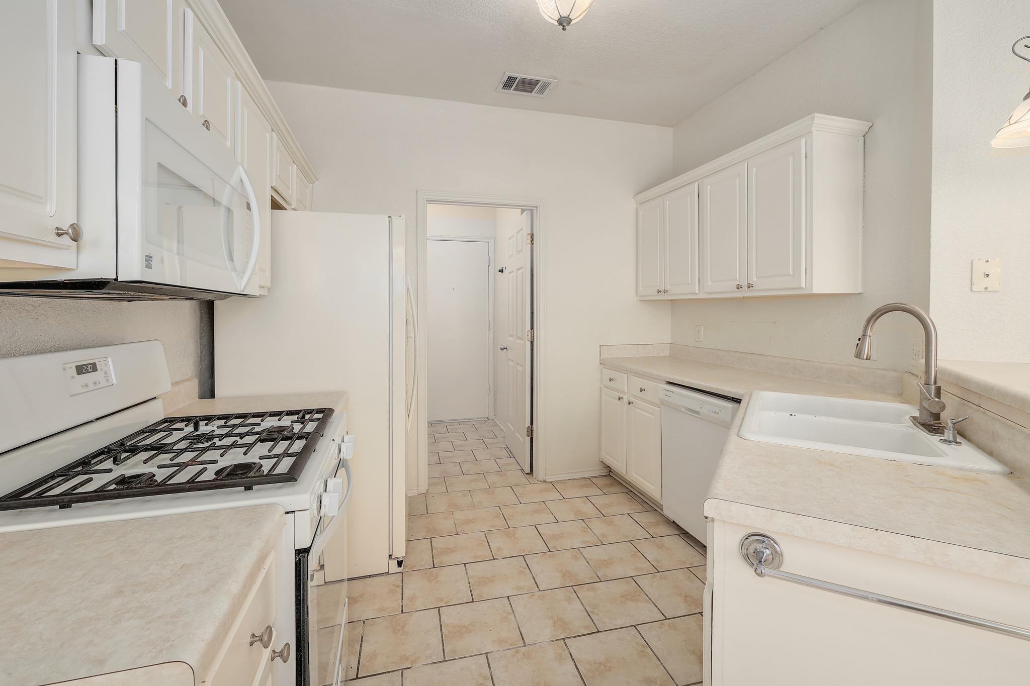 108  Prairie Springs Cv, photo 10