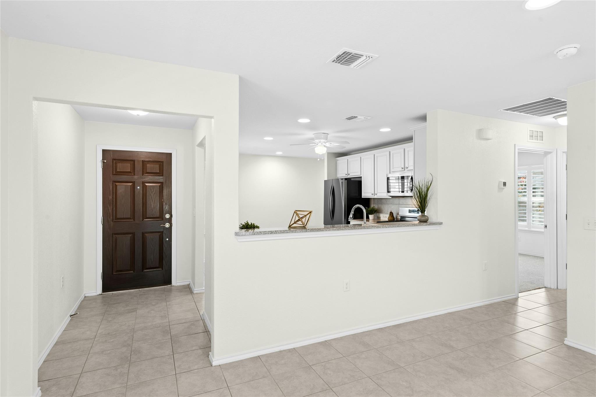 517  Rockport St, photo 5
