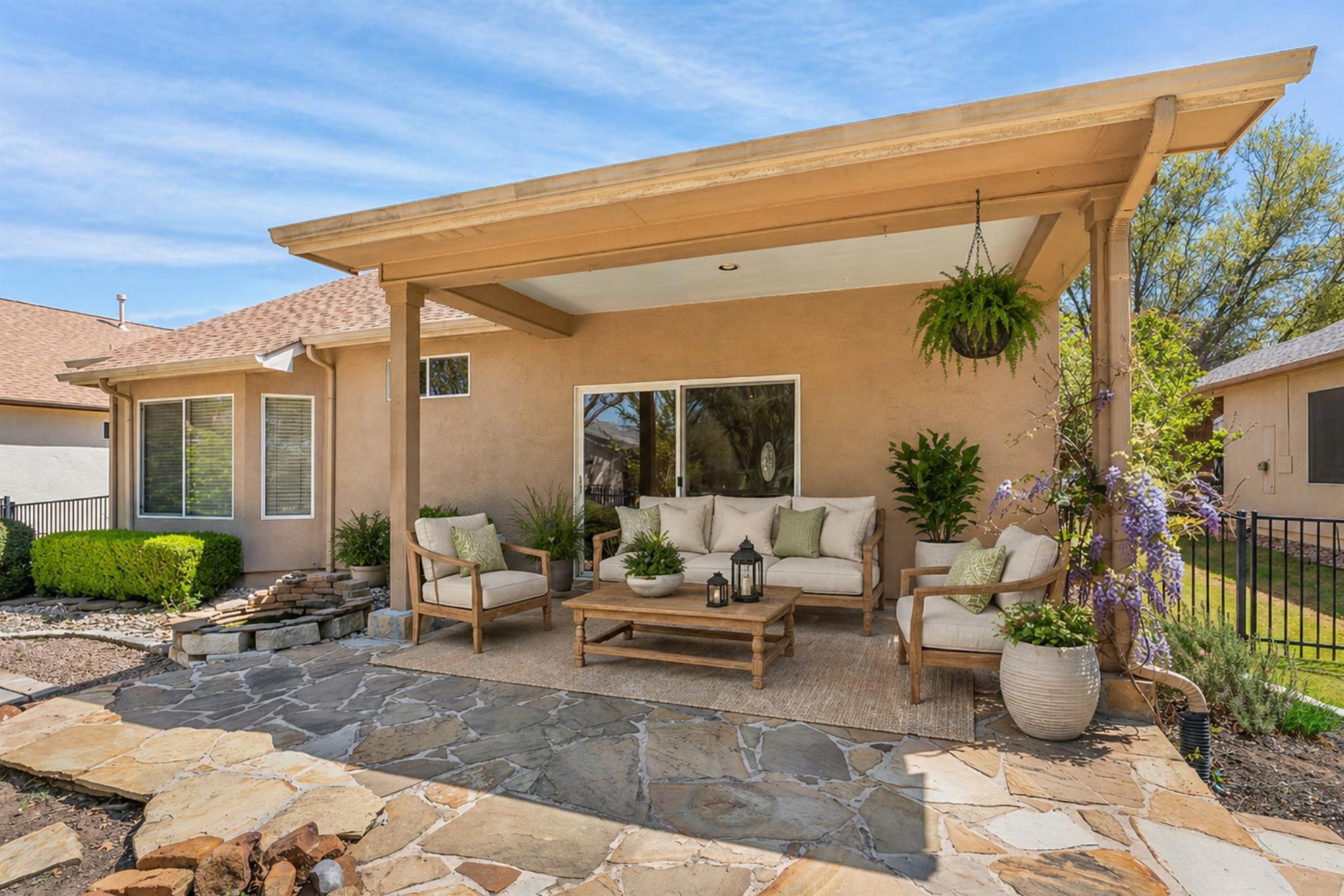 516  Texas Dr, photo 2