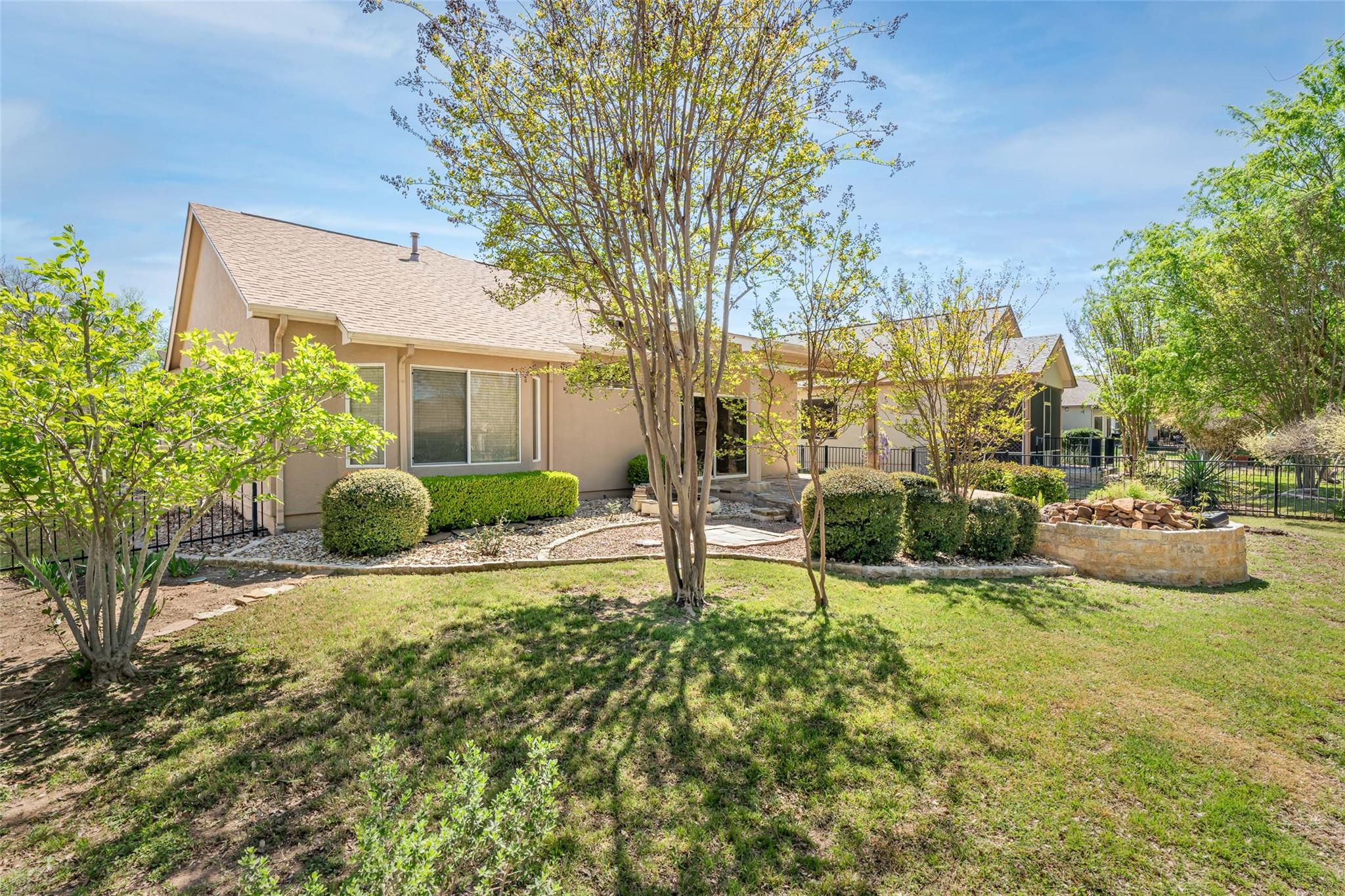 516  Texas Dr, photo 12
