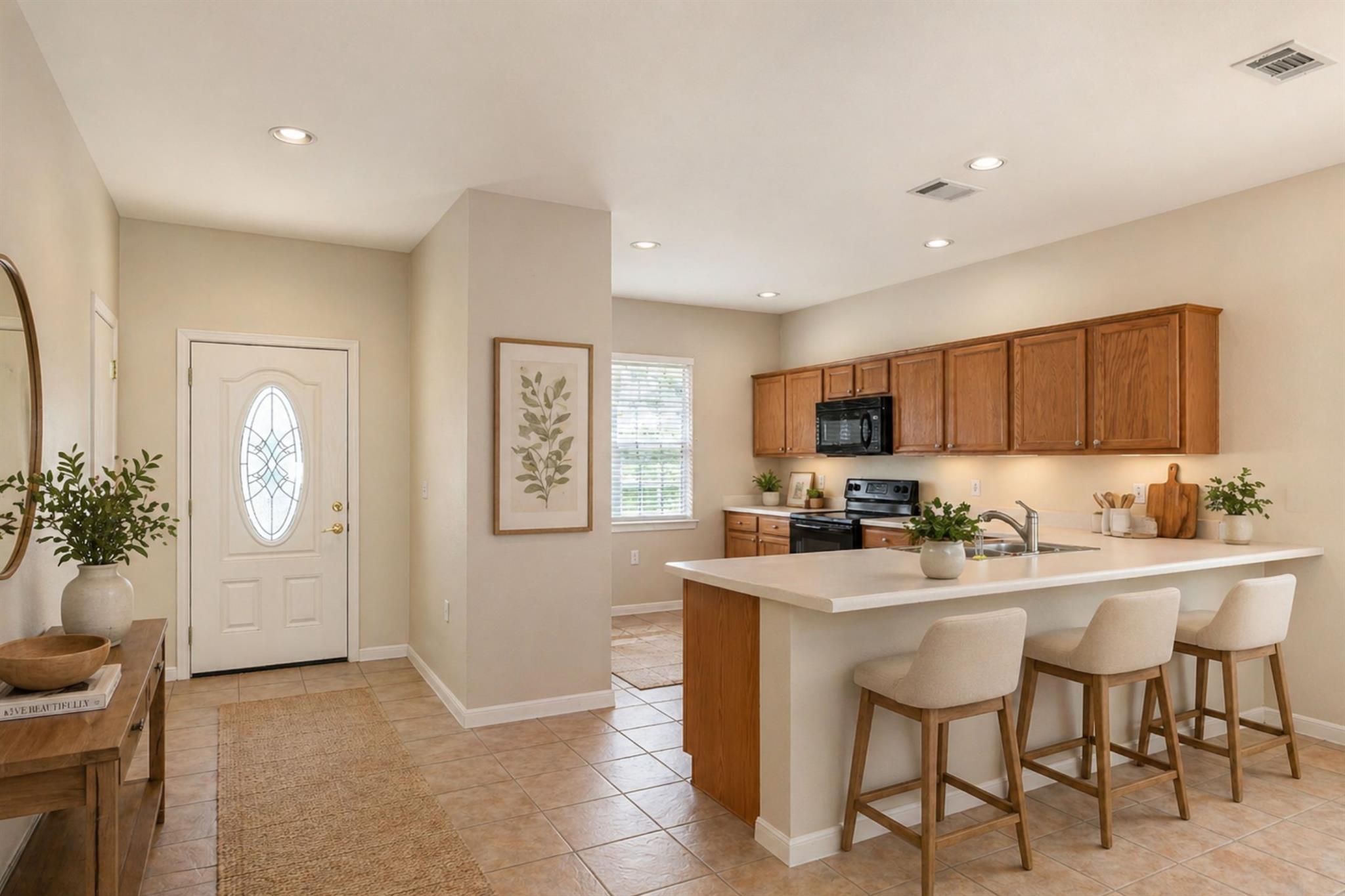 516  Texas Dr, photo 3