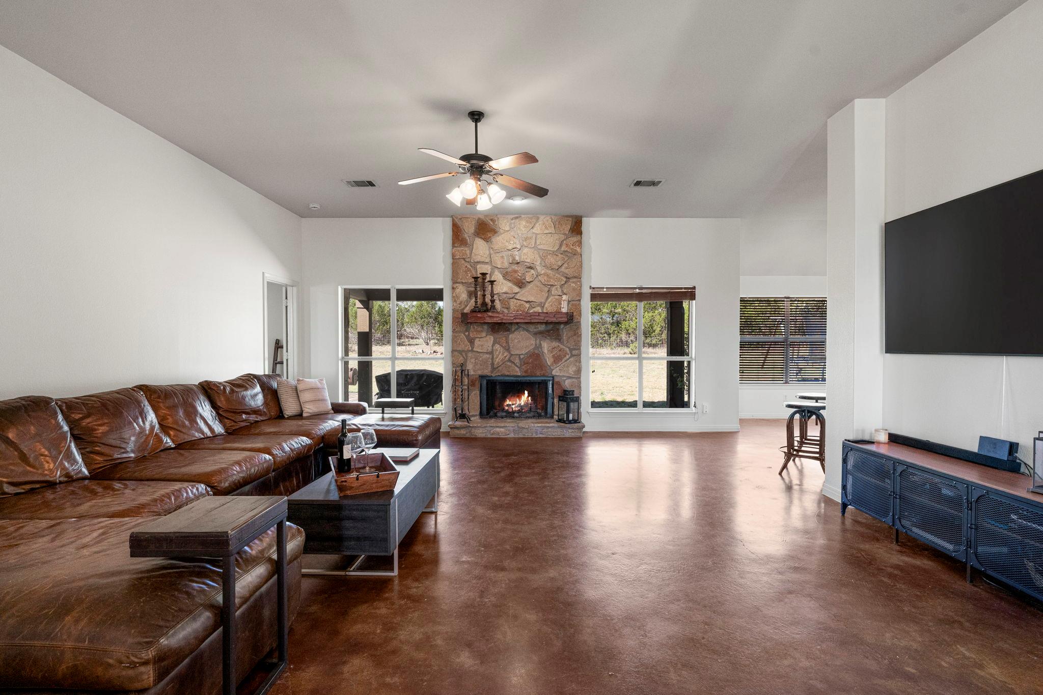463  Beauchamp Rd, photo 4