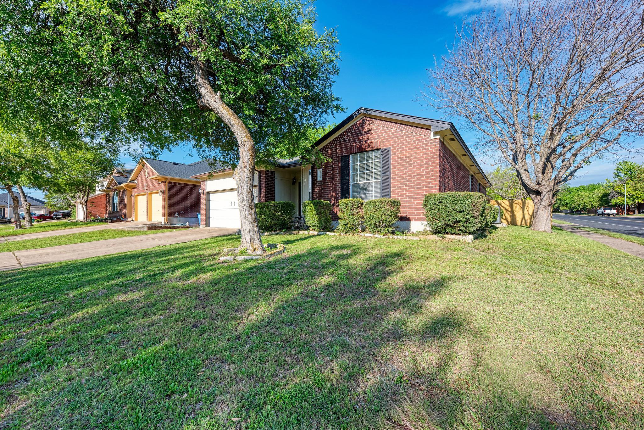 20810  Jumpers Delight Ln, photo 3