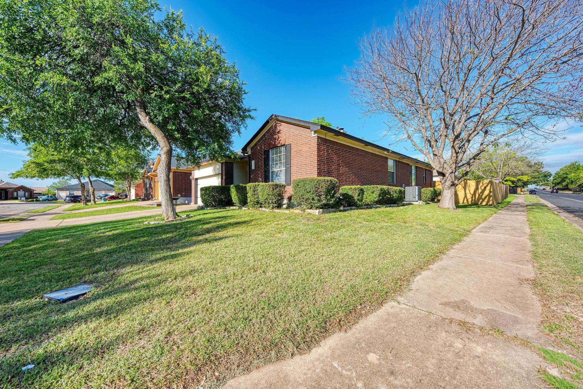 20810  Jumpers Delight Ln, photo 4