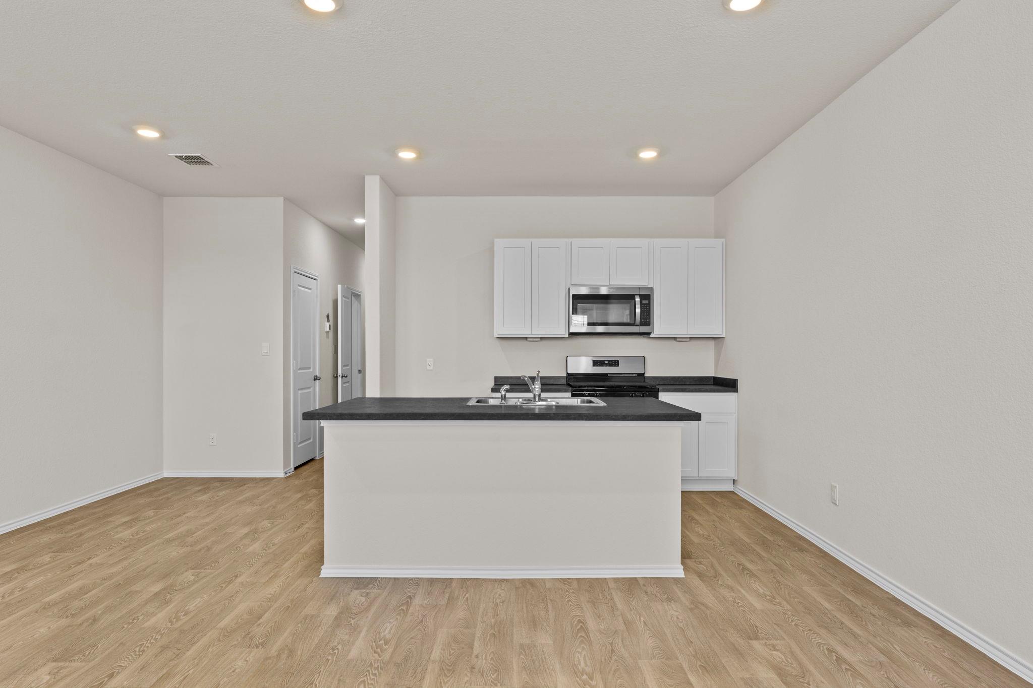 132 Kendall Ln photo 7